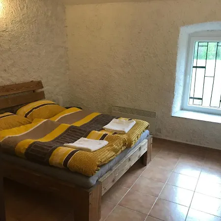 Statek U Potoka Вимперк